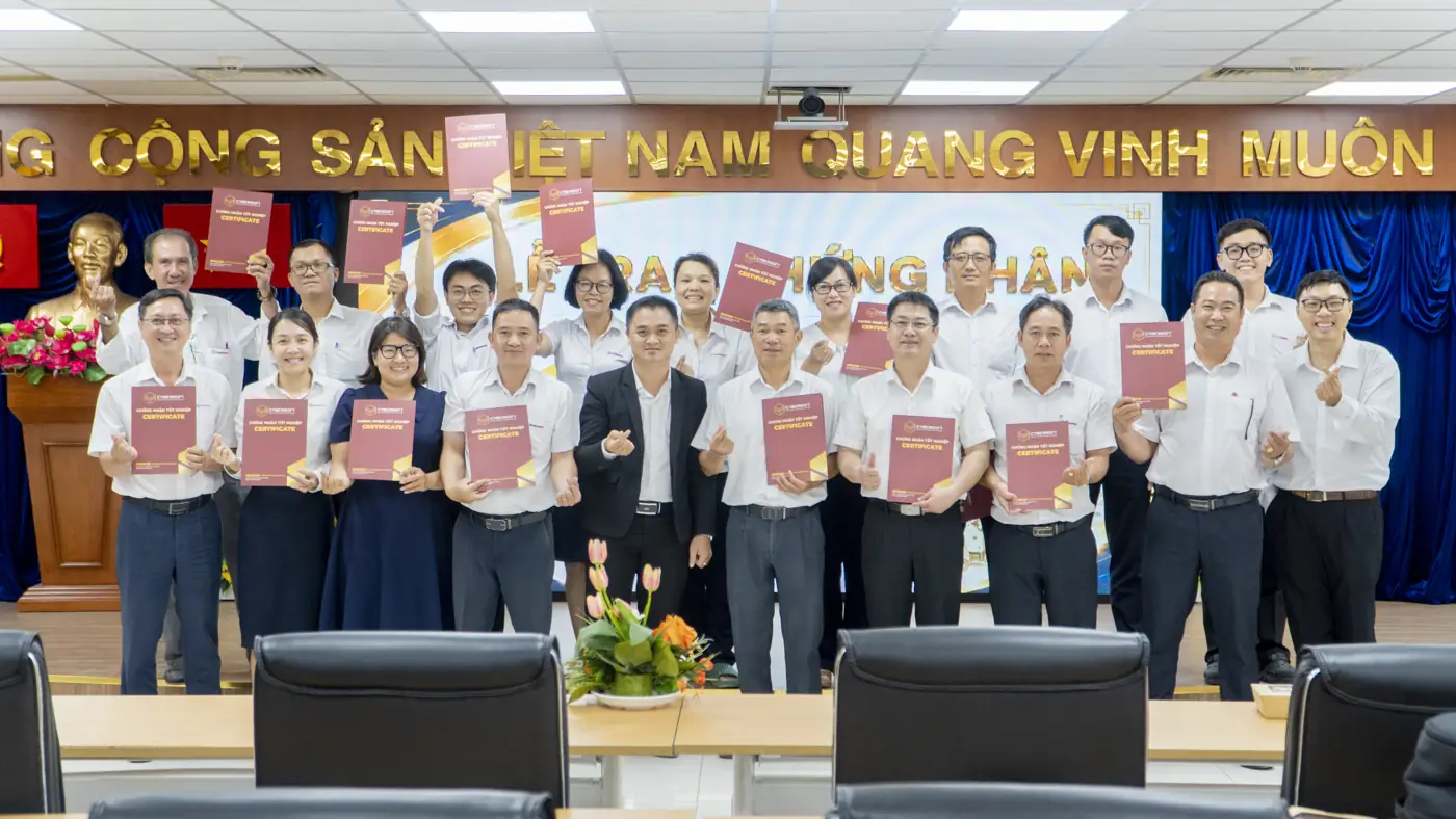 Điện lực Chợ Lớn — chứng nhận
