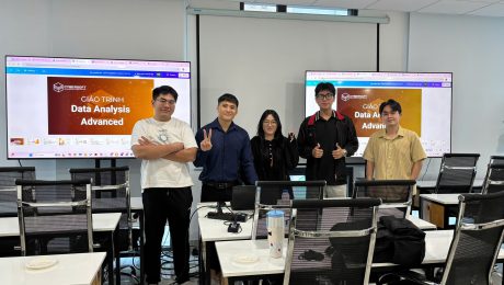 z7426491735159_15548195198d3aec06ebd0dbd08e9c93